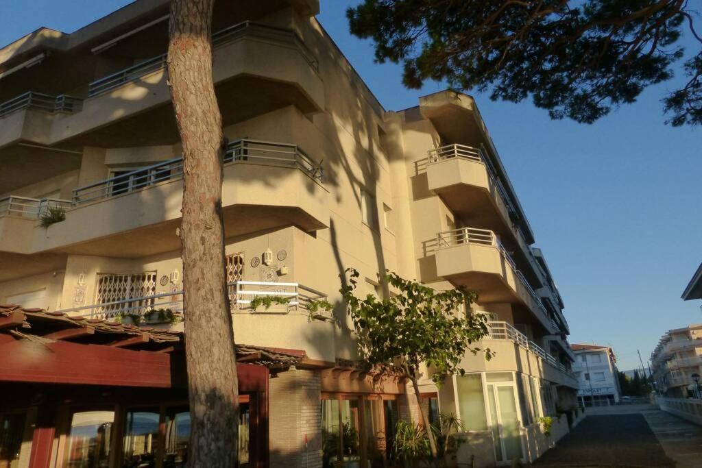Apartamento A 1ª Linea De Mar, Vilafortuny Cambrils Exterior photo